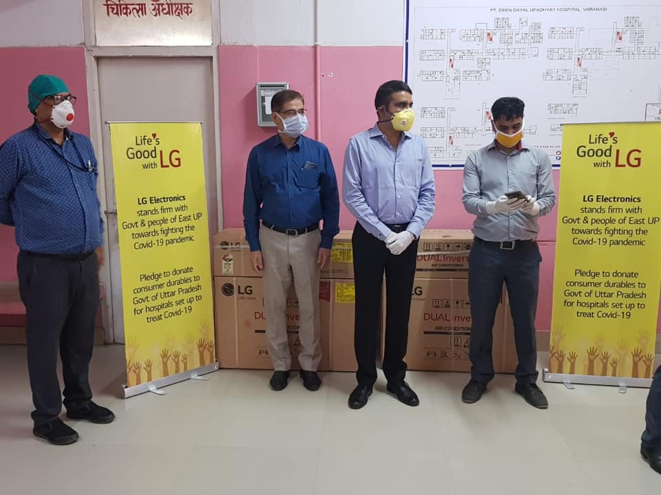 LG Electronics India Pvt. Ltd. donated two split air conditioning units and water purifiers for doctors at Pt. Deen Dayal Upadhyay Hospital, Varanasi